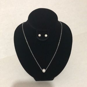 Necklace and earrings